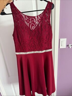 Women's Lace Bodice Maroon Dress